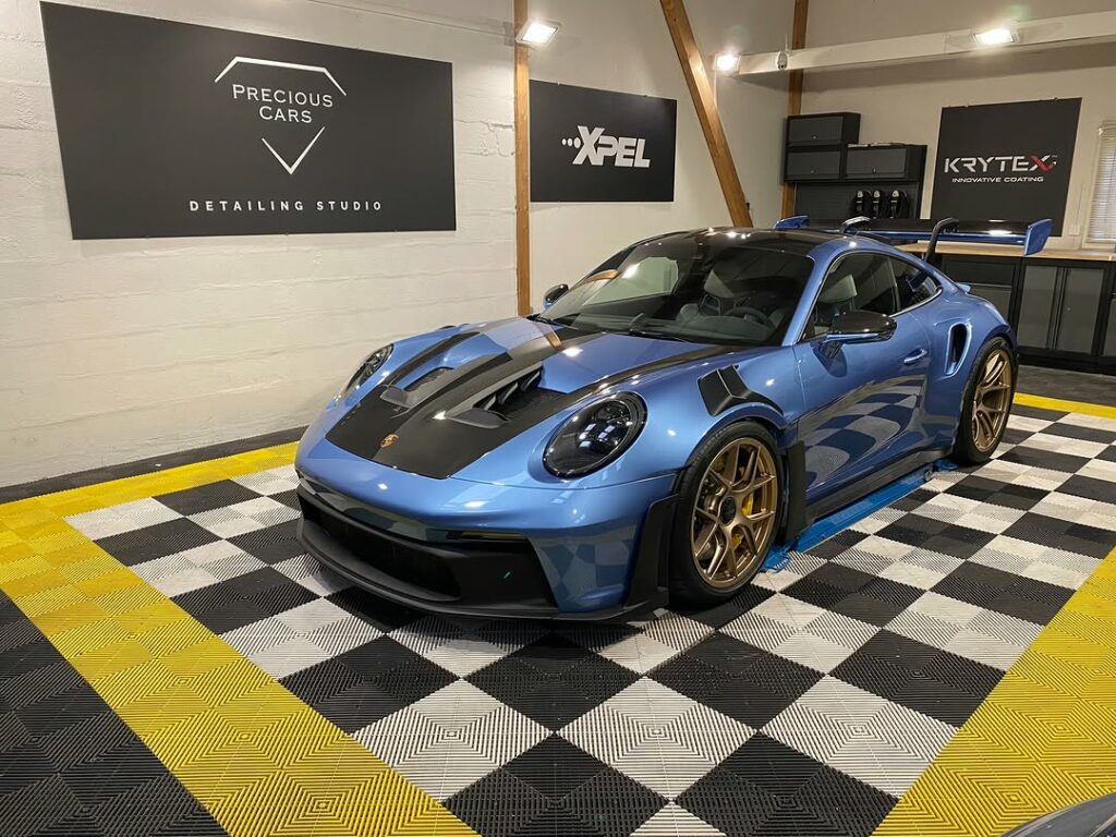 Porsche 911 GT3 RS (992) Precious Cars Le Mans Valeting Detailing Film de protection PPF Céramique