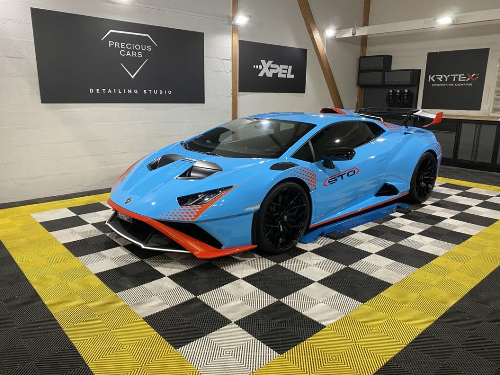 Lamborghini Huracán STO Precious Cars