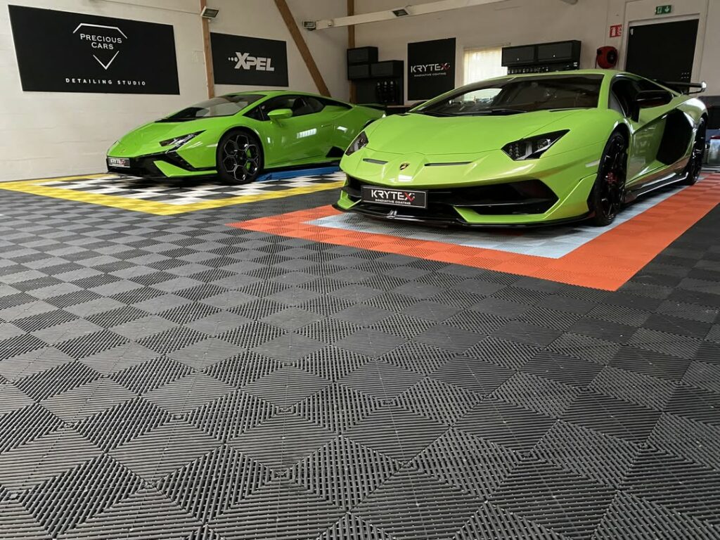 Lamborghini Huracán Tecnica & Aventador SVJ Precious Cars Le Mans